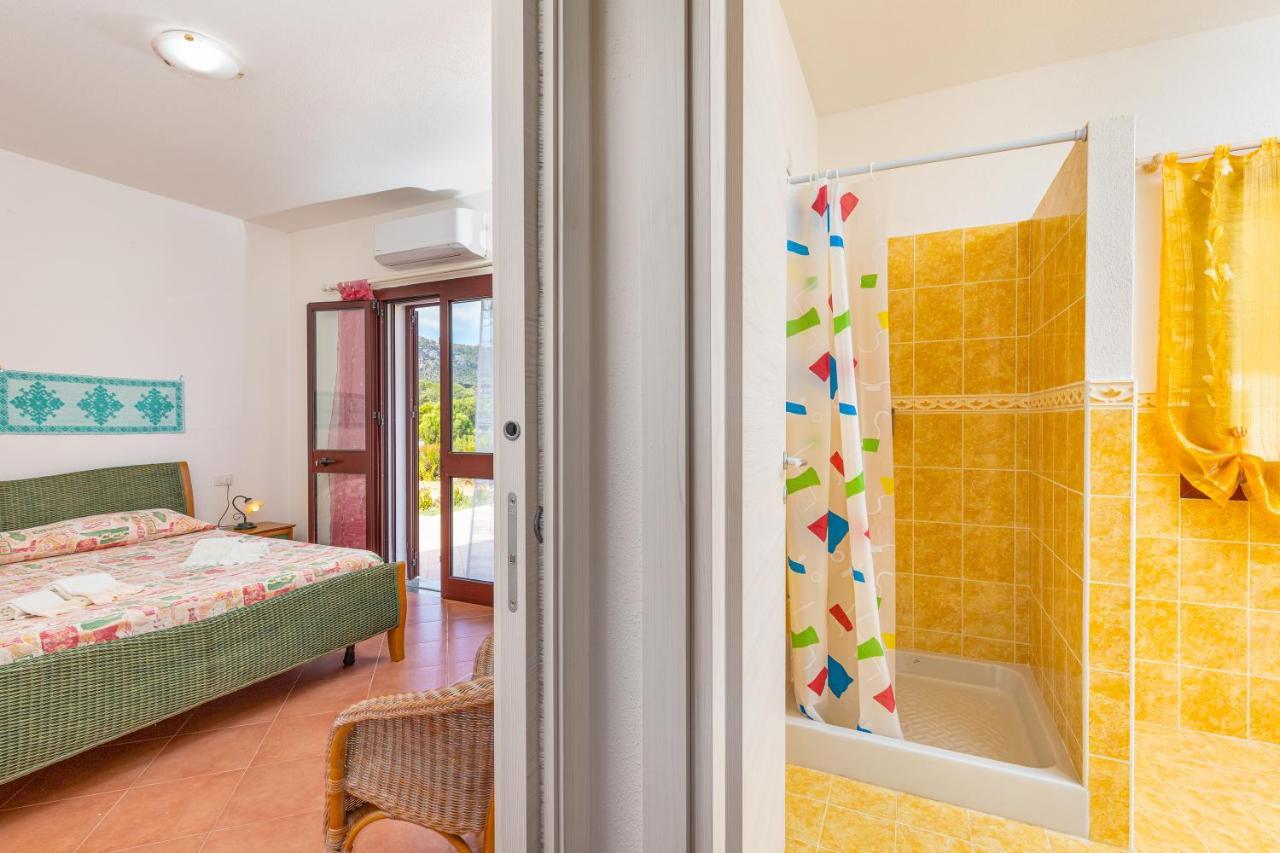 Gli Ulivi Palau - Lu Maccioni Villa Bagian luar foto