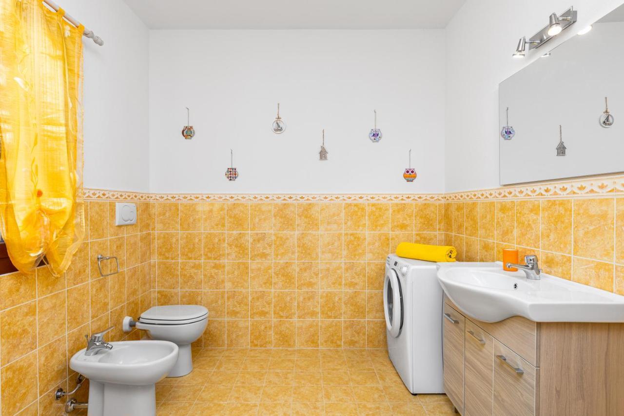 Gli Ulivi Palau - Lu Maccioni Villa Bagian luar foto